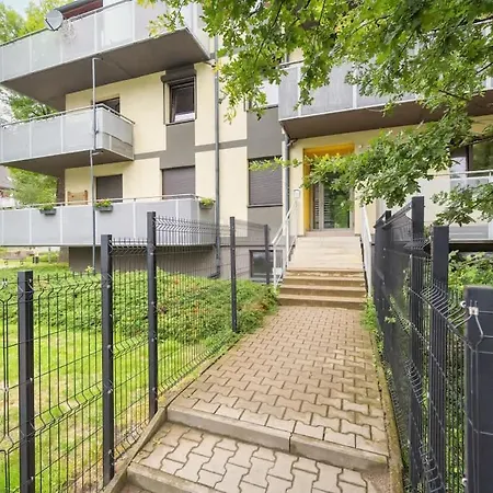 Apartament Spacious For 11 With 5 Bedrooms In By Renters